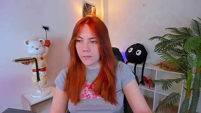 Snapshot of Gingerr_pie chatting on 10-21-25, 06:30 Gingerr pie online show from 10-21-25, 06:30