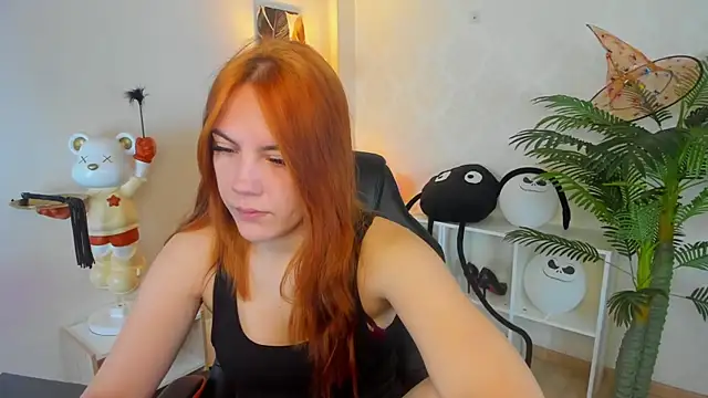 Snapshot of Gingerr_pie chatting on 11-17-25, 06:35 Gingerr pie online show from 11-17-25, 06:35