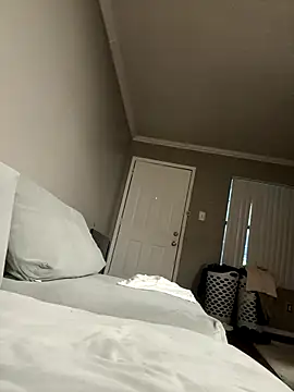 colimpia online show from 10-22-25, 01:33