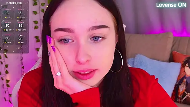 Snapshot of MonikaCarter chatting on 09-29-25, 10:31 MonikaCarter online show from 09-29-25, 10:31