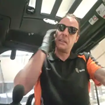 Snapshot of Mcnlrdam chatting on 03-23-26, 08:40 Mcnlrdam online show from 03-23-26, 08:40