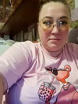 Kiss Eva online show from 11-22-25, 08:08