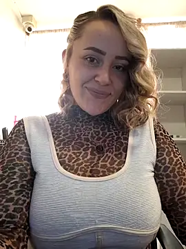 CurvyLust x online show from 09-27-25, 02:44