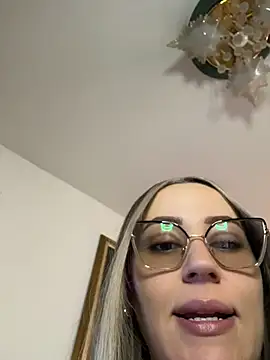 CurvyLust x online show from 06-26-26, 01:48