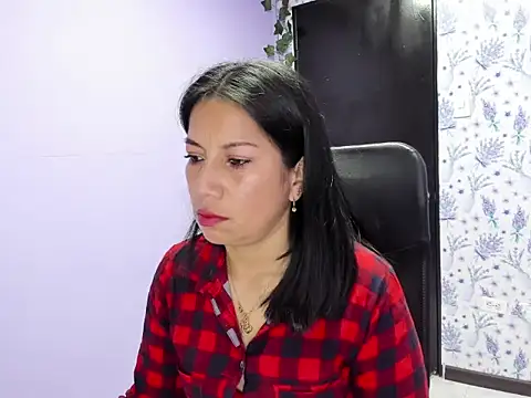 Megan Collinss  online show from 11-06-25, 01:34