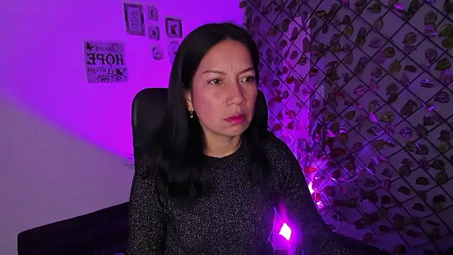 Megan Collinss  online show from 01-17-26, 01:16