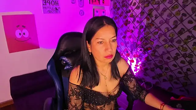 Megan Collinss  online show from 02-07-26, 12:31