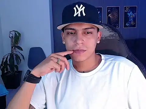 david santos16 online show from 09-12-25, 04:45