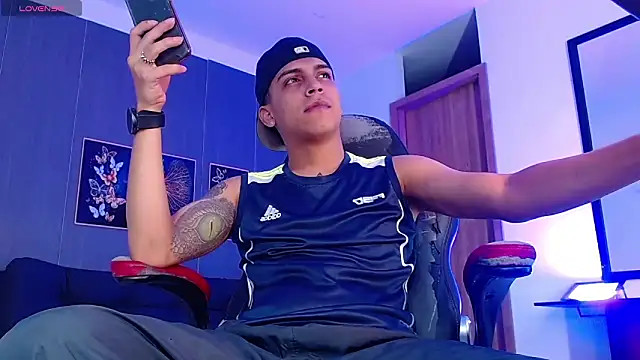 david santos16 online show from 10-06-25, 04:54