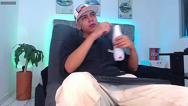 david santos16 online show from 10-25-25, 01:57