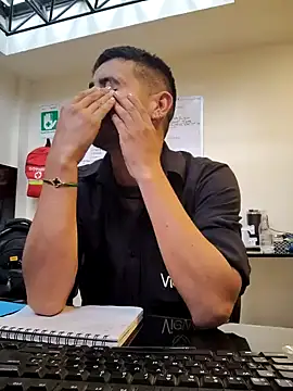 Juann-cock online show from 11-23-25, 04:07