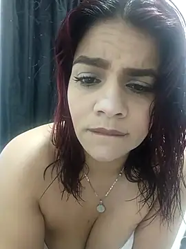 Snapshot of Scarleett_Lux chatting on 09-24-25, 10:02 Scarleett Lux online show from 09-24-25, 10:02