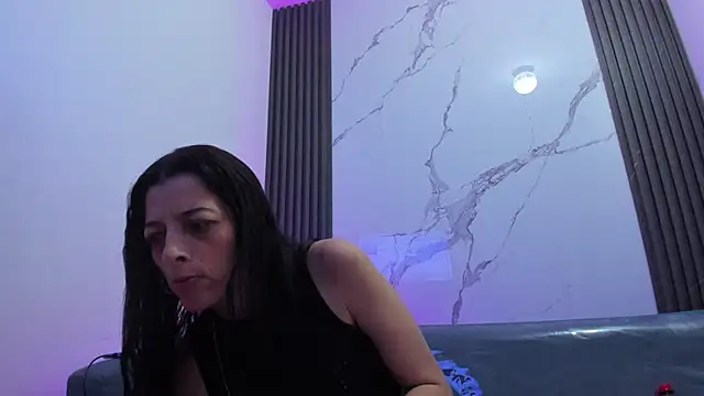 ShaunaDream online show from 05-18-26, 02:07