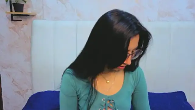 VioletxBloom online show from 11-12-25, 07:46