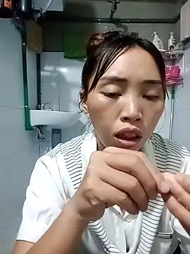 Snapshot of sulove_xx chatting on 09-27-25, 03:17 sulove xx online show from 09-27-25, 03:17