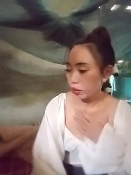 Snapshot of sulove_xx chatting on 10-15-25, 01:50 sulove xx online show from 10-15-25, 01:50