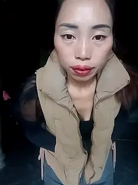 Snapshot of sulove_xx chatting on 11-05-25, 02:33 sulove xx online show from 11-05-25, 02:33