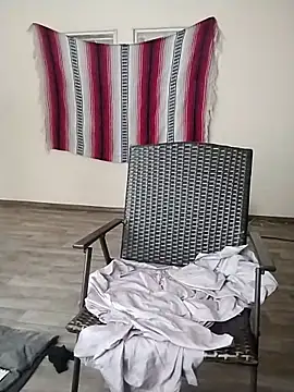 LacyLaurent online show from 11-13-25, 06:29