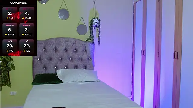 miiss alyssa online show from 09-22-25, 10:34