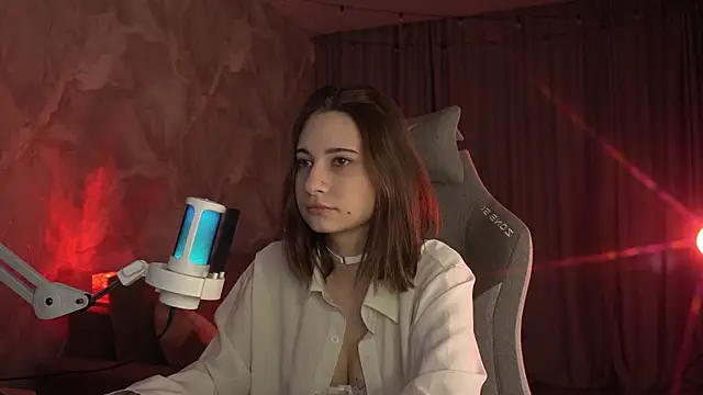 LumeNova online show from 02-15-26, 12:51