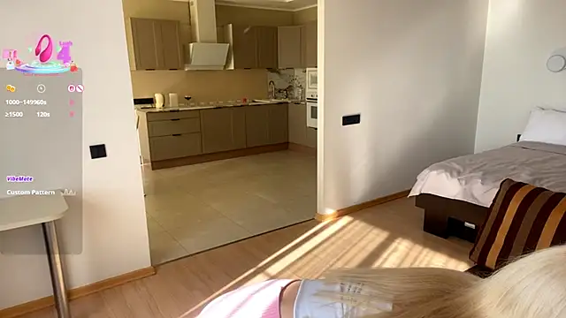 DestinyTurner online show from 09-21-25, 06:04