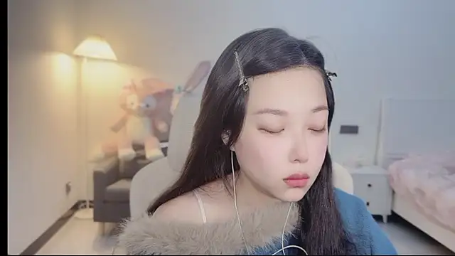 Maymay  online show from 02-08-26, 01:09