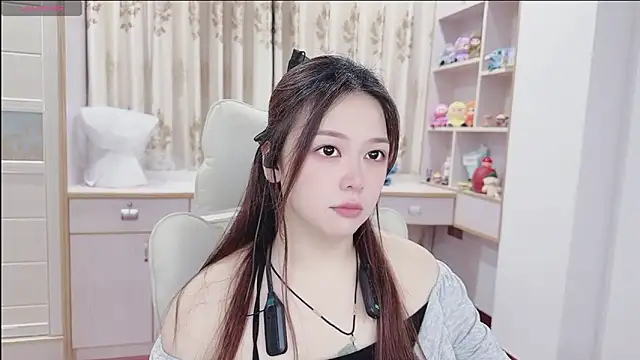 Snapshot of Lcey_66 chatting on 07-21-26, 01:24 Lcey 66 online show from 07-21-26, 01:24