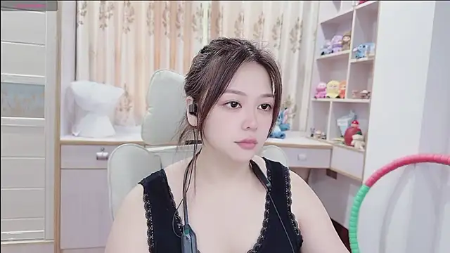 Snapshot of Lcey_66 chatting on 07-31-26, 01:27 Lcey 66 online show from 07-31-26, 01:27