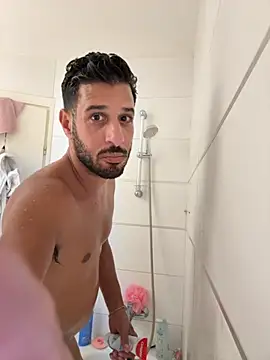 husbandandwifetobe online show from 09-18-25, 10:56