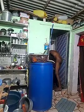 Snapshot of akshant1234 chatting on 04-05-26, 01:47 akshant1234 online show from 04-05-26, 01:47