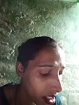 Snapshot of Pinki_thakur_1 chatting on 09-08-25, 06:07 Pinki thakur 1 online show from 09-08-25, 06:07