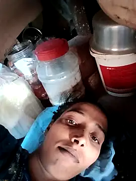 Snapshot of Pinki_thakur_1 chatting on 09-29-25, 07:46 Pinki thakur 1 online show from 09-29-25, 07:46