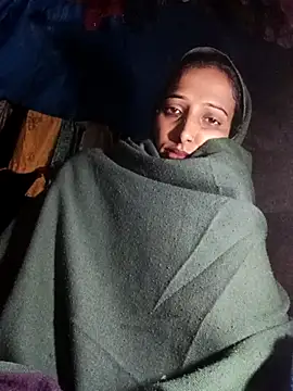 Snapshot of Pinki_thakur_1 chatting on 10-15-25, 12:11 Pinki thakur 1 online show from 10-15-25, 12:11