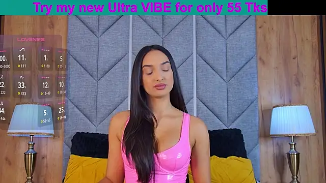 Kimberlymav online show from 10-11-25, 03:17