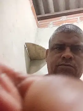 Snapshot of Fonseca_sexy chatting on 11-15-25, 06:55 Fonseca sexy online show from 11-15-25, 06:55