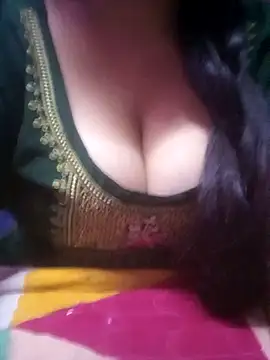 Snapshot of TINASONI chatting on 04-29-26, 05:52 TINASONI online show from 04-29-26, 05:52