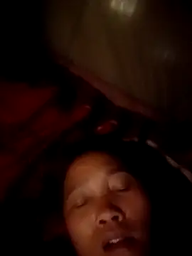 Snapshot of miumiu_00 chatting on 09-24-25, 04:10 miumiu 00 online show from 09-24-25, 04:10