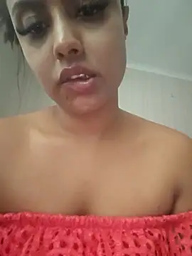 Snapshot of Indian_GlowingMiax chatting on 03-07-26, 09:28 Indian GlowingMiax online show from 03-07-26, 09:28