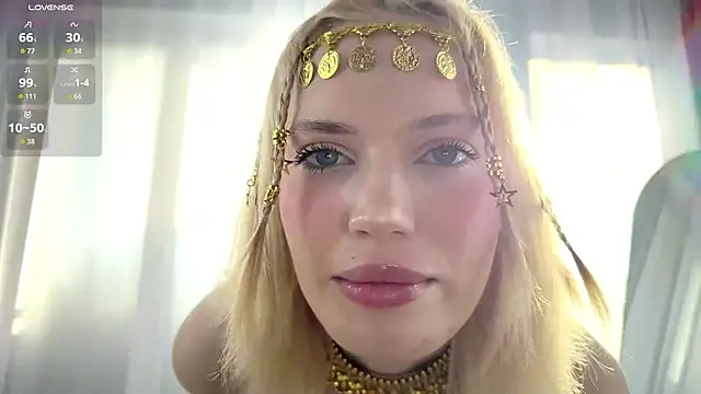 Snapshot of GlaydsLeveto chatting on 03-07-26, 05:04 GlaydsLeveto online show from 03-07-26, 05:04