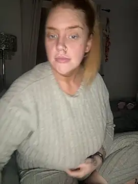 MysteriousMylaX online show from 12-19-25, 06:15