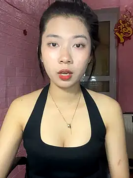 Snapshot of Phthao chatting on 09-24-25, 03:37 Phthao online show from 09-24-25, 03:37
