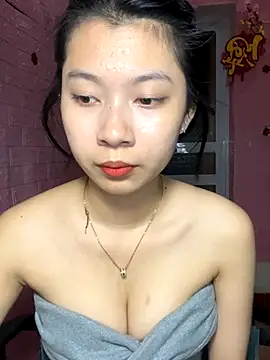 Snapshot of Phthao chatting on 10-05-25, 03:10 Phthao online show from 10-05-25, 03:10