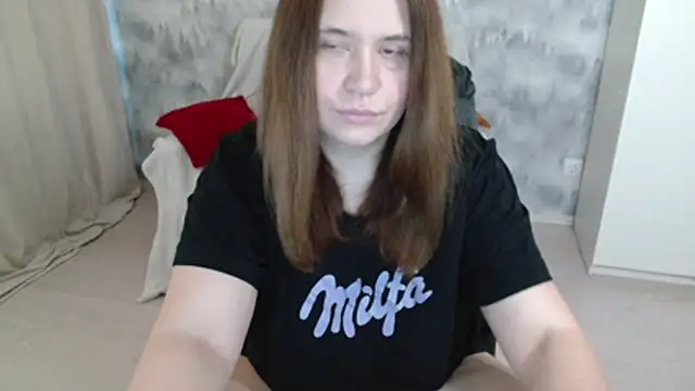 Snapshot of AdelinaLawson chatting on 02-19-26, 05:47 AdelinaLawson online show from 02-19-26, 05:47