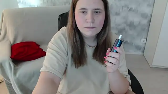 Snapshot of AdelinaLawson chatting on 03-15-26, 09:15 AdelinaLawson online show from 03-15-26, 09:15