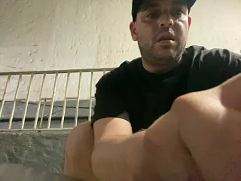 Snapshot of rider239 chatting on 11-12-25, 09:21 rider239 online show from 11-12-25, 09:21