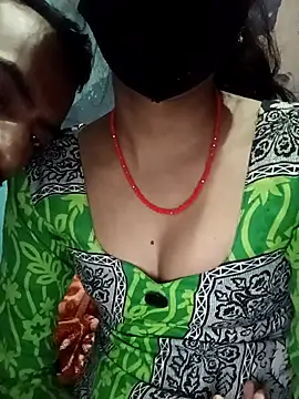 Snapshot of Nziakhn987 chatting on 11-06-25, 05:36 Nziakhn987 online show from 11-06-25, 05:36