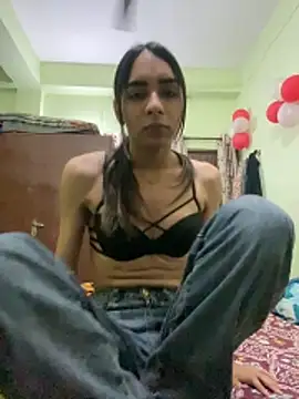 kaylee demm online show from 11-29-25, 02:09