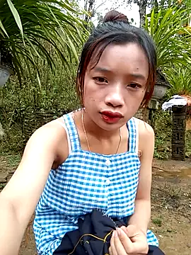 Snapshot of beobeo_2xx chatting on 09-23-25, 02:36 beobeo 2xx online show from 09-23-25, 02:36