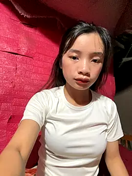 Snapshot of beobeo_2xx chatting on 10-14-25, 01:50 beobeo 2xx online show from 10-14-25, 01:50