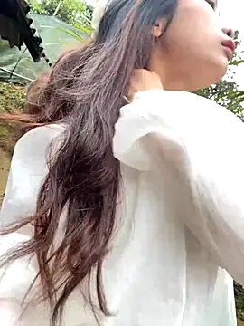 Snapshot of beobeo_2xx chatting on 10-20-25, 07:20 beobeo 2xx online show from 10-20-25, 07:20